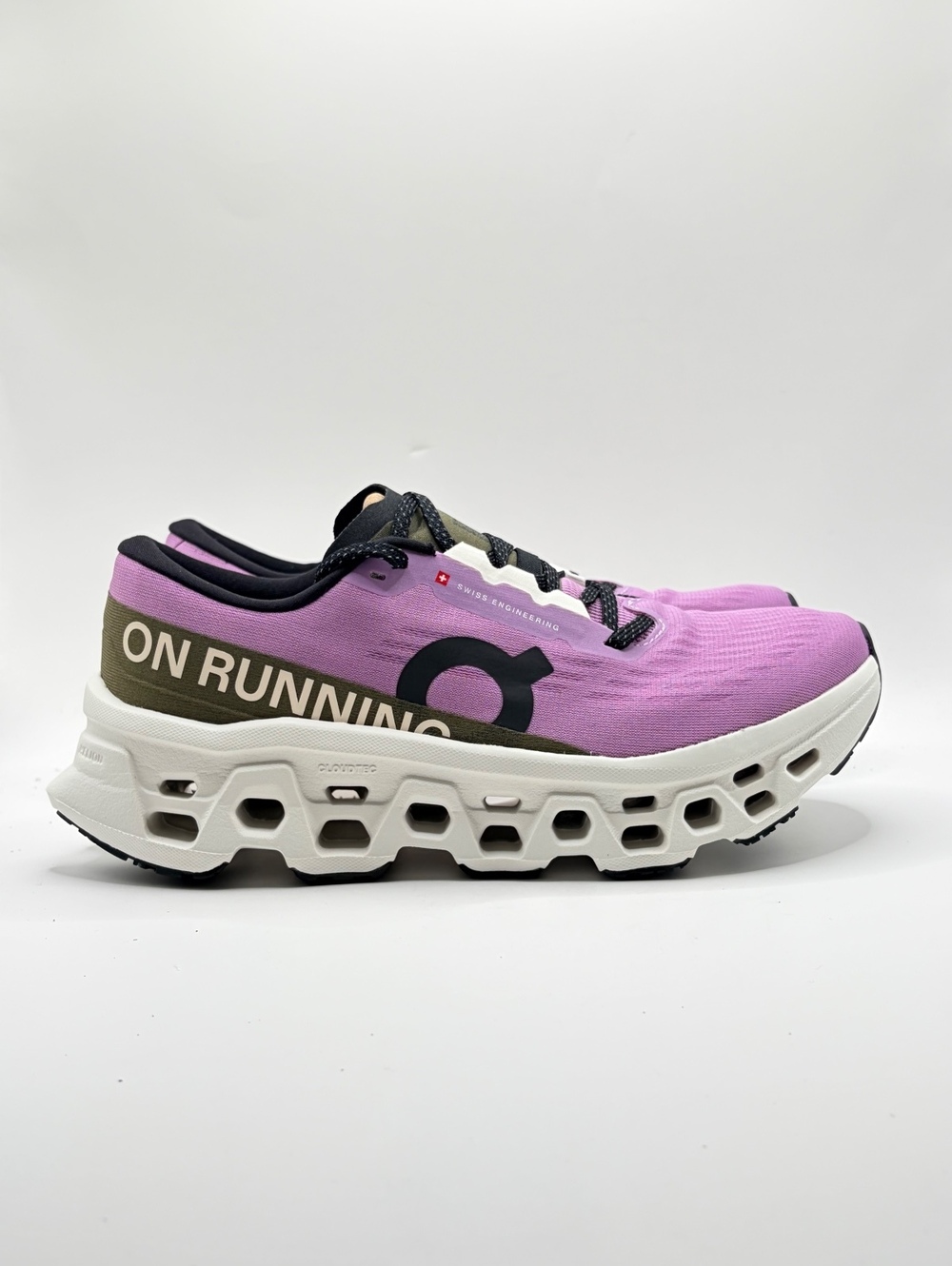 On Cloudmonster 3 Women's Running Shoes Size 8 Sakura/Ivory